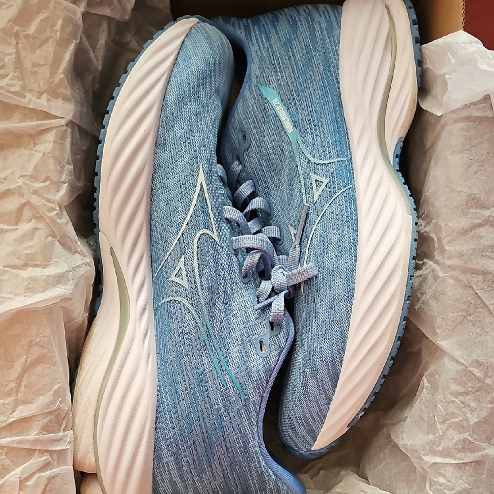 Mizuno Wave Rider 28